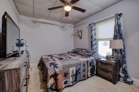 Tiny photo for 922 9th Avenue, Fulton, IL 61252 (MLS # 12662064)