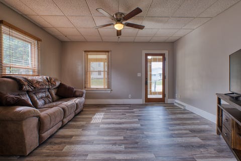 Tiny photo for 922 9th Avenue, Fulton, IL 61252 (MLS # 12662064)