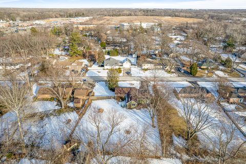 Tiny photo for 20836 N Catalpa Street, Deerfield, IL 60015 (MLS # 12577031)