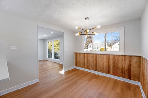 Tiny photo for 20836 N Catalpa Street, Deerfield, IL 60015 (MLS # 12577031)