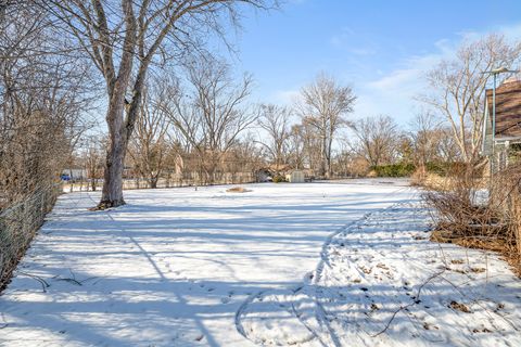 Tiny photo for 20836 N Catalpa Street, Deerfield, IL 60015 (MLS # 12577031)