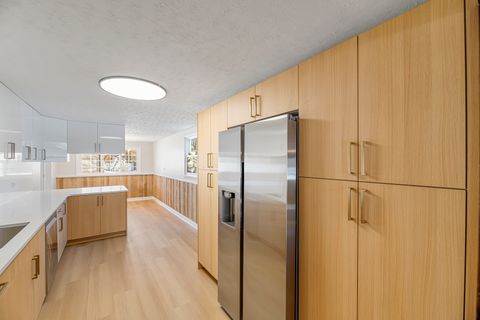 Tiny photo for 20836 N Catalpa Street, Deerfield, IL 60015 (MLS # 12577031)