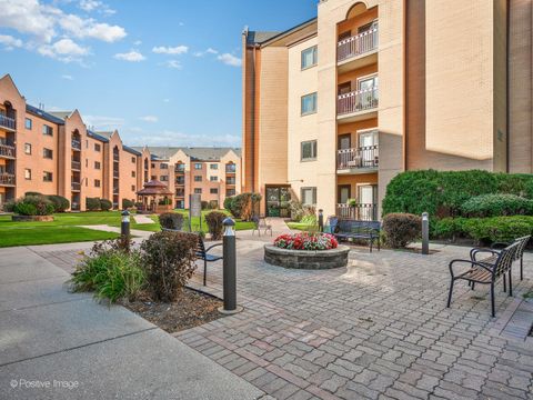 Tiny photo for 7410 W Lawrence Avenue #115, Harwood Heights, IL 60706 (MLS # 12473655)