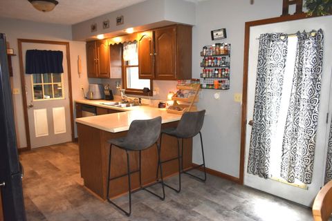 Tiny photo for 35 W 5th Street, El Paso, IL 61738 (MLS # 12568518)