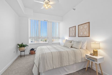 Tiny photo for 6000 N Cicero Avenue #404, Chicago, IL 60646 (MLS # 12481613)