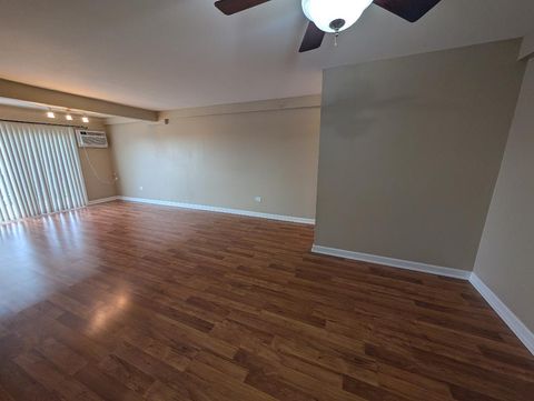 Tiny photo for 8556 W 102nd Terrace #5-315, Palos Hills, IL 60465 (MLS # 12493615)
