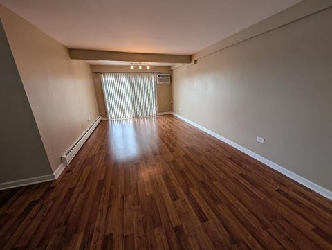 Tiny photo for 8556 W 102nd Terrace #5-315, Palos Hills, IL 60465 (MLS # 12493615)