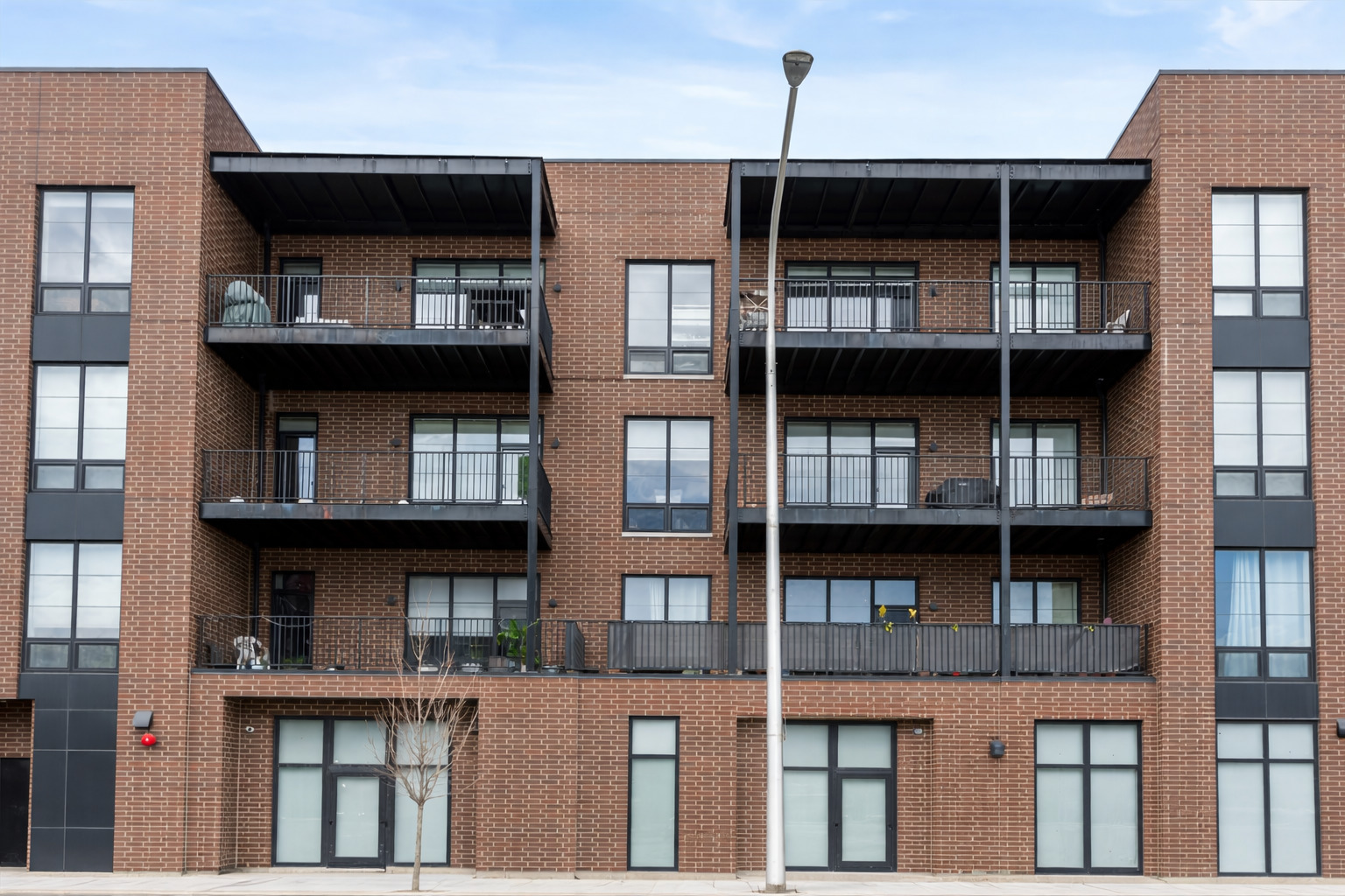 504 N Leavitt Street 302