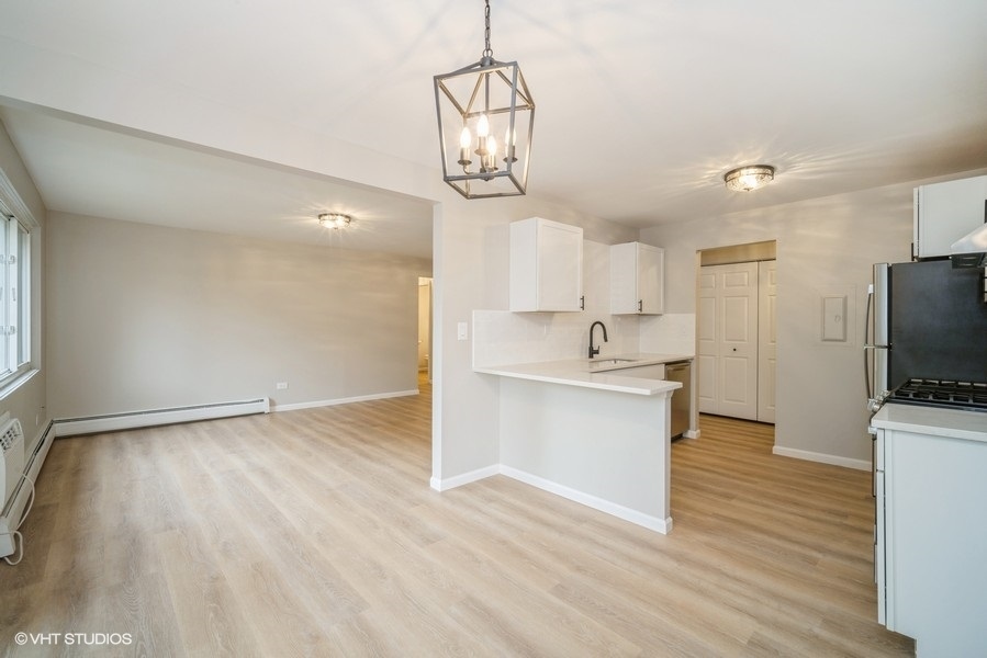 940 E Old Willow Road 304