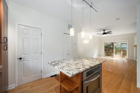 Tiny photo for 1540 N Greenview Avenue #D, Chicago, IL 60642 (MLS # 12735028)