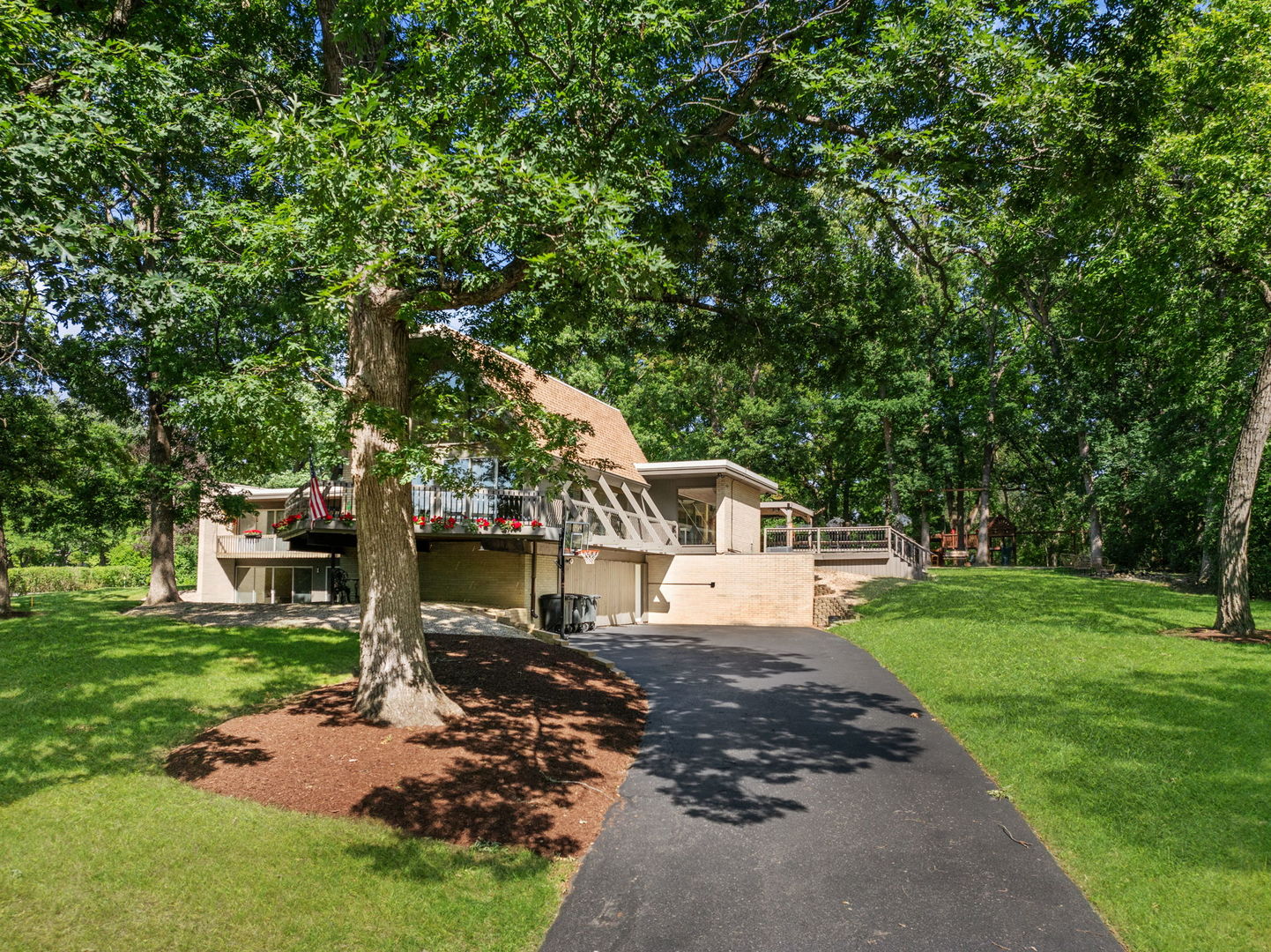 431 Maplewood Drive