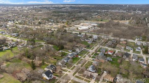 Tiny photo for 774 N Kenilworth Avenue, Glen Ellyn, IL 60137 (MLS # 12545771)