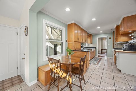 Tiny photo for 774 N Kenilworth Avenue, Glen Ellyn, IL 60137 (MLS # 12545771)