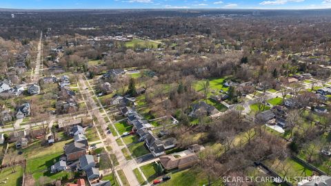 Tiny photo for 774 N Kenilworth Avenue, Glen Ellyn, IL 60137 (MLS # 12545771)