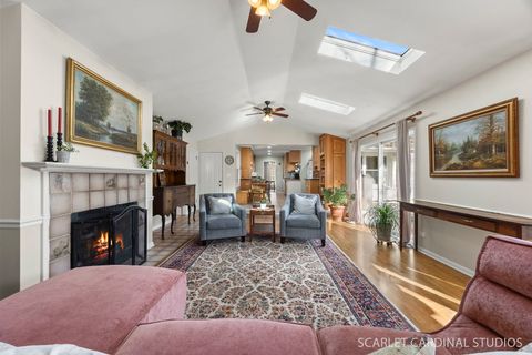 Tiny photo for 774 N Kenilworth Avenue, Glen Ellyn, IL 60137 (MLS # 12545771)