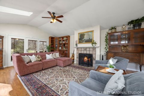 Tiny photo for 774 N Kenilworth Avenue, Glen Ellyn, IL 60137 (MLS # 12545771)