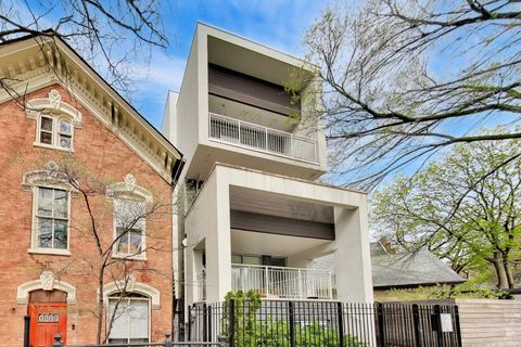 1534 N Honore Street 2 Chicago IL 60622