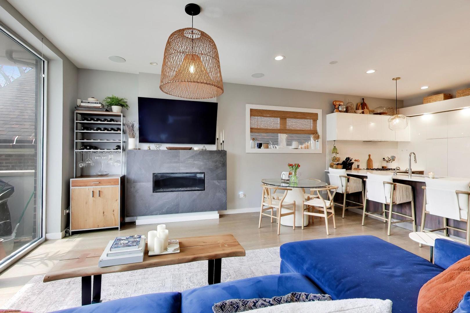 1534 N Honore Street 2