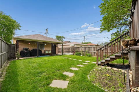 Tiny photo for 3546 Wenonah Avenue, Berwyn, IL 60402 (MLS # 12654296)