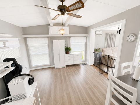 Tiny photo for 272 Misty Ridge Rdg, Lakemoor, IL 60051 (MLS # 12688348)