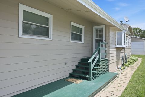 Tiny photo for 204 Eagle Point Road, Fox Lake, IL 60020 (MLS # 12706885)