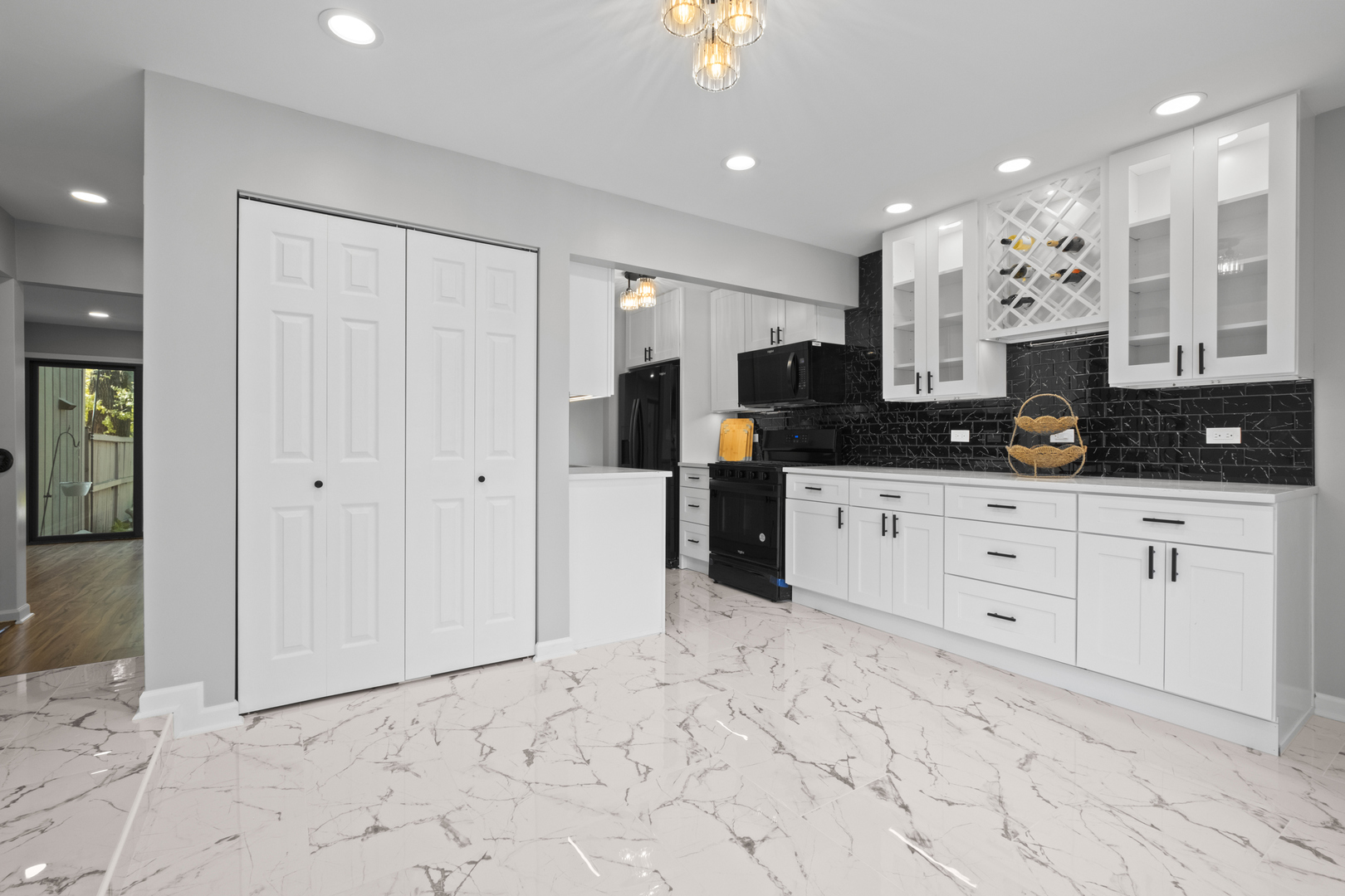 566 White Sands