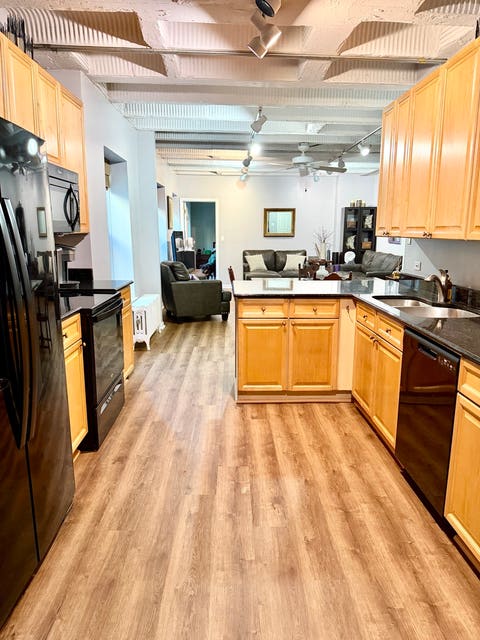 Tiny photo for 5646 N Kenmore Avenue #4B, Chicago, IL 60660 (MLS # 12736393)