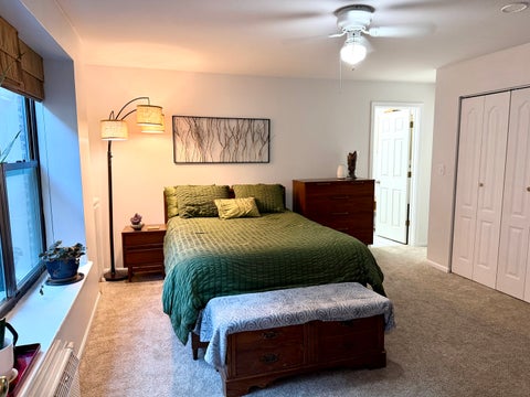 Tiny photo for 5646 N Kenmore Avenue #4B, Chicago, IL 60660 (MLS # 12736393)