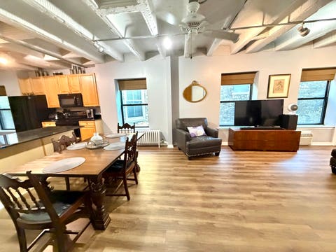 Tiny photo for 5646 N Kenmore Avenue #4B, Chicago, IL 60660 (MLS # 12736393)