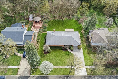 Tiny photo for 629 N Wren Avenue, Palatine, IL 60067 (MLS # 12662950)