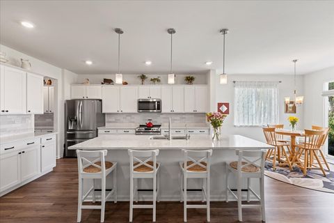 Tiny photo for 2417 Fairview Circle, Woodstock, IL 60098 (MLS # 12466262)