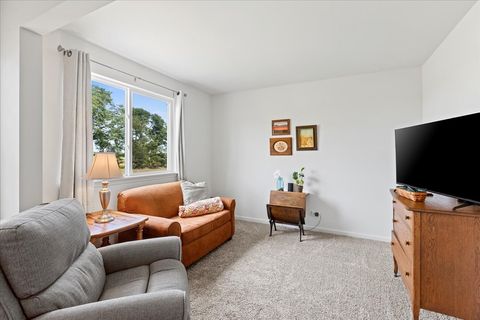 Tiny photo for 2417 Fairview Circle, Woodstock, IL 60098 (MLS # 12466262)