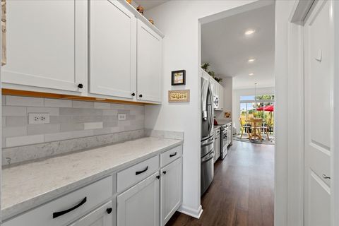 Tiny photo for 2417 Fairview Circle, Woodstock, IL 60098 (MLS # 12466262)