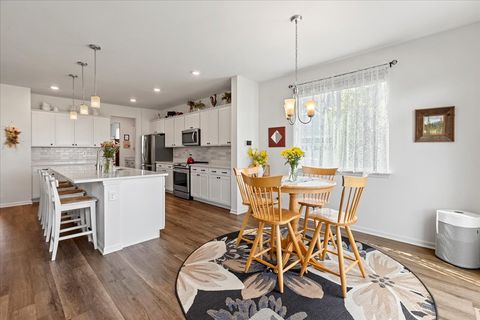 Tiny photo for 2417 Fairview Circle, Woodstock, IL 60098 (MLS # 12466262)