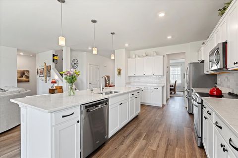 Tiny photo for 2417 Fairview Circle, Woodstock, IL 60098 (MLS # 12466262)