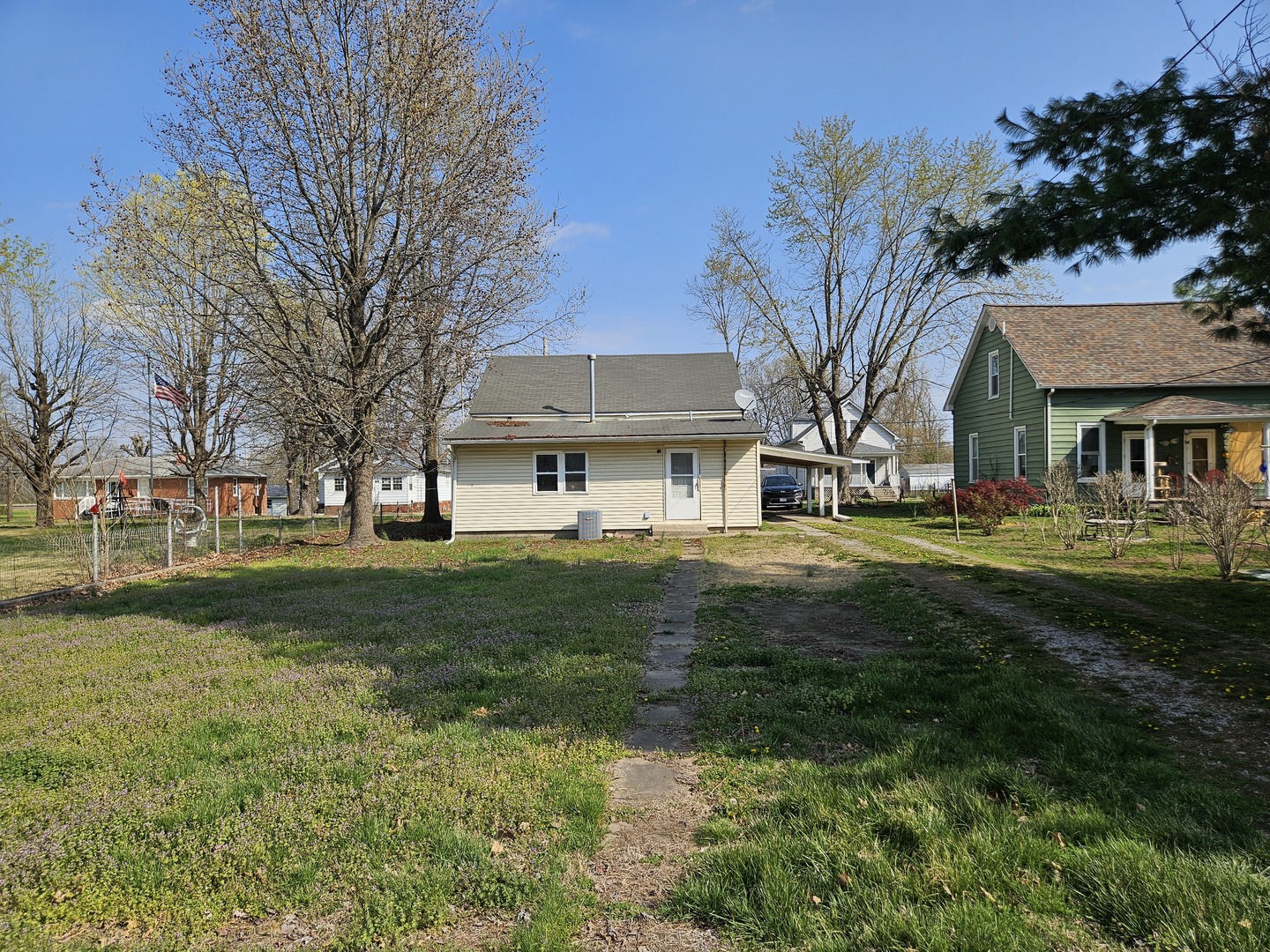 805 W Pine Street