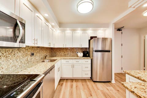 Tiny photo for 110 E Delaware Place #1402, Chicago, IL 60611 (MLS # 12742334)