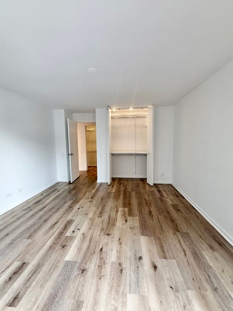 Tiny photo for 110 E Delaware Place #1402, Chicago, IL 60611 (MLS # 12742334)