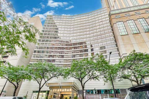 Photo of 110 E Delaware Place #1402, Chicago, IL 60611 (MLS # 12742334)