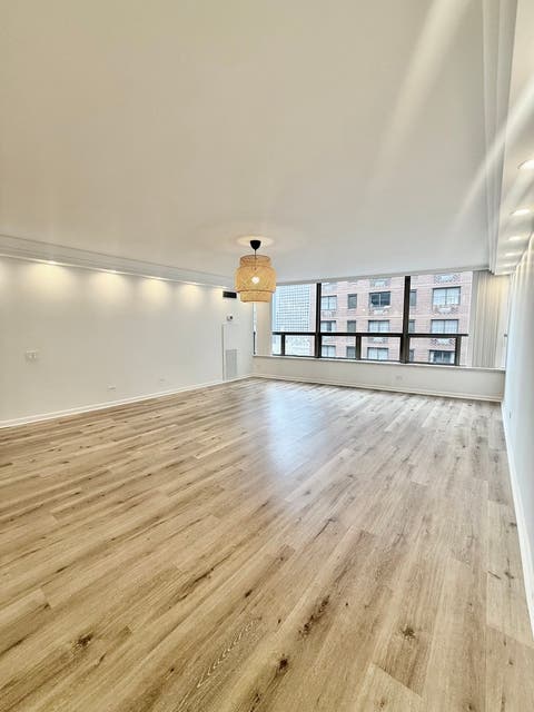 Tiny photo for 110 E Delaware Place #1402, Chicago, IL 60611 (MLS # 12742334)