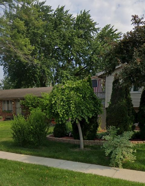 Tiny photo for 856 Quail Drive, Bradley, IL 60915 (MLS # 12616098)