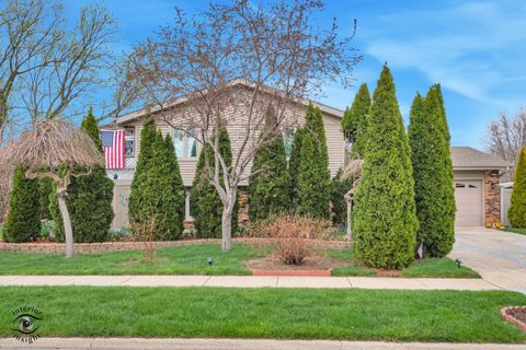 Tiny photo for 856 Quail Drive, Bradley, IL 60915 (MLS # 12616098)