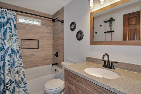 Tiny photo for 856 Quail Drive, Bradley, IL 60915 (MLS # 12616098)