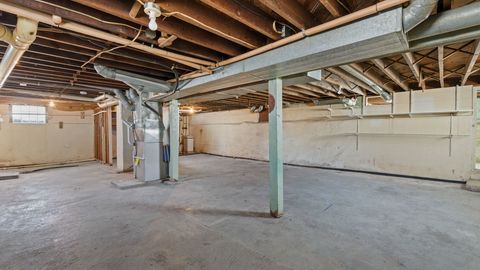 Tiny photo for 1745 S Utah Avenue, Davenport, IA 52804 (MLS # 12593159)