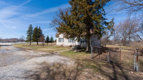 Tiny photo for 1745 S Utah Avenue, Davenport, IA 52804 (MLS # 12593159)