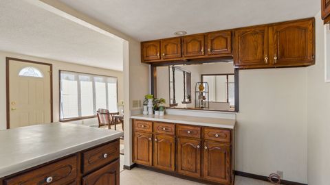 Tiny photo for 1745 S Utah Avenue, Davenport, IA 52804 (MLS # 12593159)