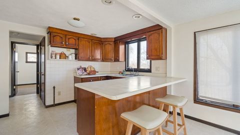 Tiny photo for 1745 S Utah Avenue, Davenport, IA 52804 (MLS # 12593159)