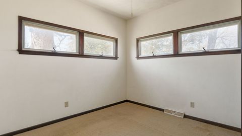 Tiny photo for 1745 S Utah Avenue, Davenport, IA 52804 (MLS # 12593159)