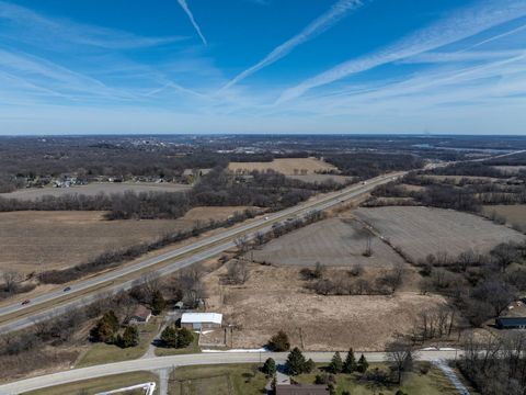 Photo of 1745 S Utah Avenue, Davenport, IA 52804 (MLS # 12593159)