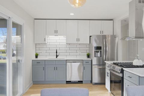 Tiny photo for 1450 Meyer Road, Hoffman Estates, IL 60169 (MLS # 12592982)